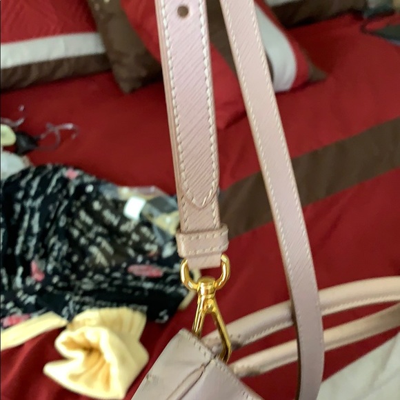 Prada bag - Picture 6 of 9